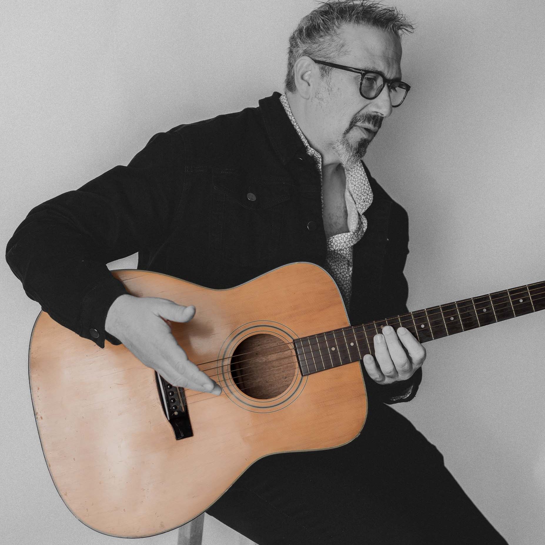 greg dunkailo davis bw and color guitar master